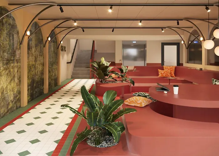 Bob W Doebling Hotel